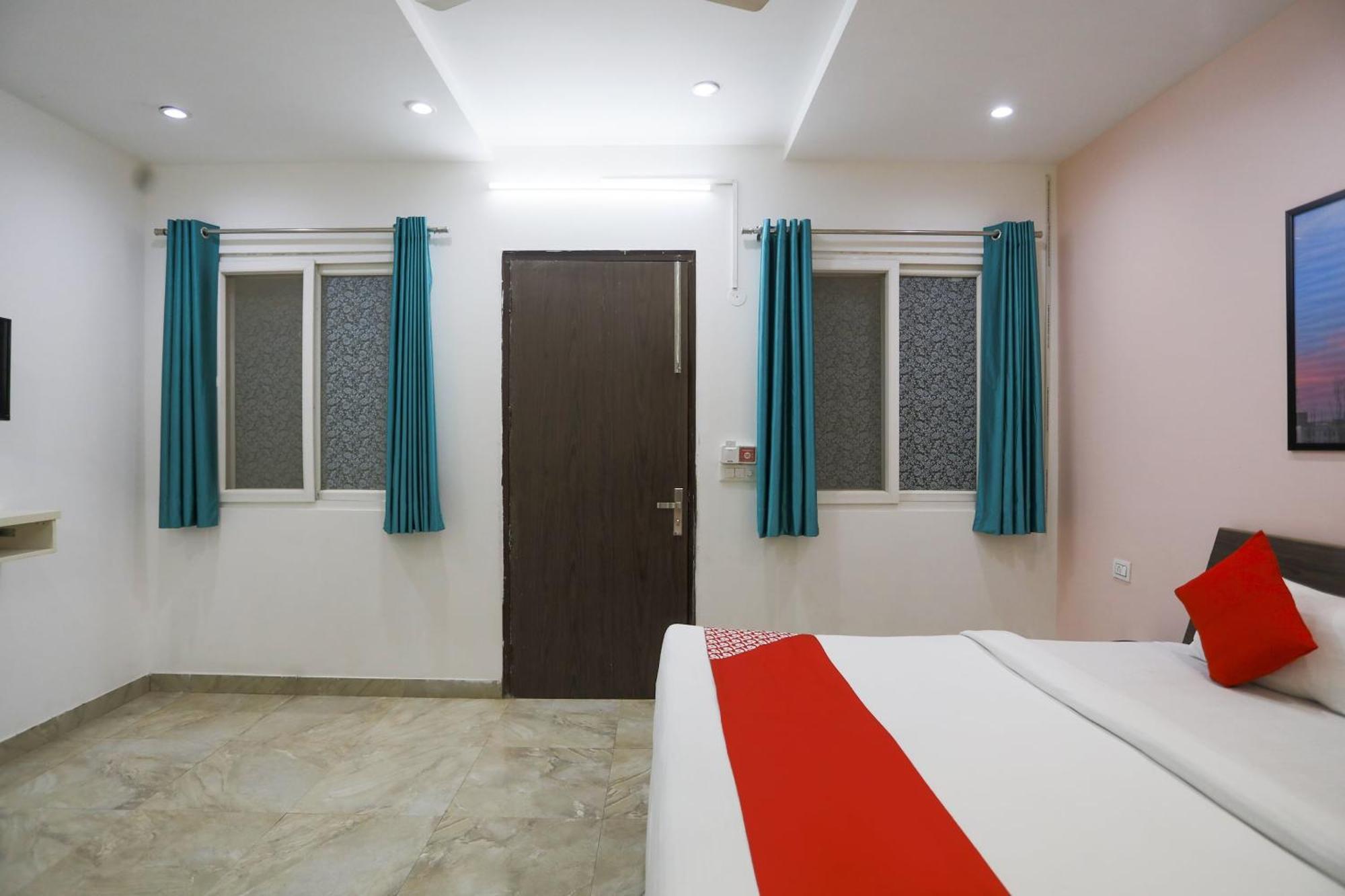 Hotel O Jsb Hotel Faridabad Exterior foto